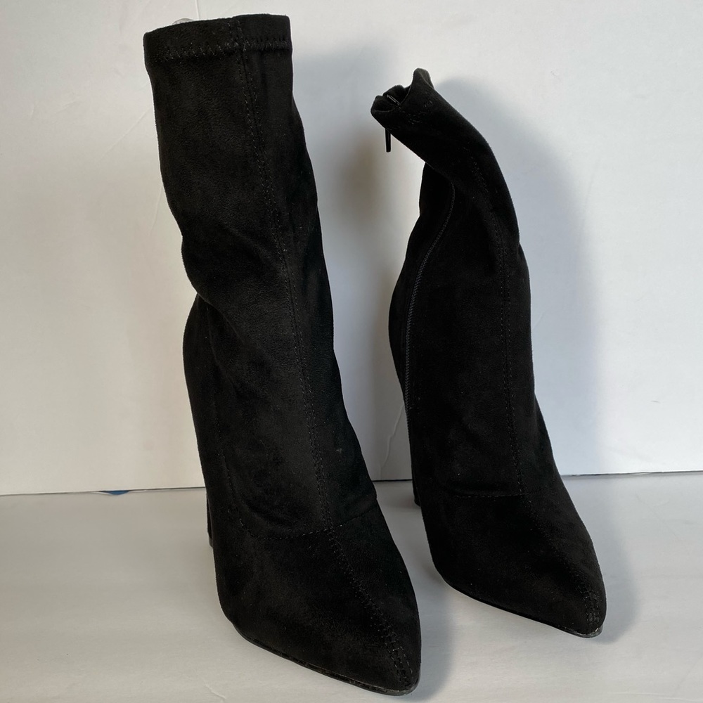 Viva ankle suede boots